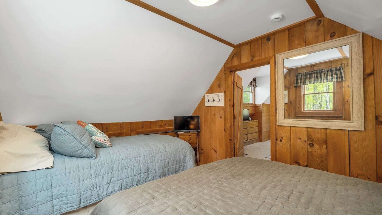 Photo of Bedroom in East Wakefield