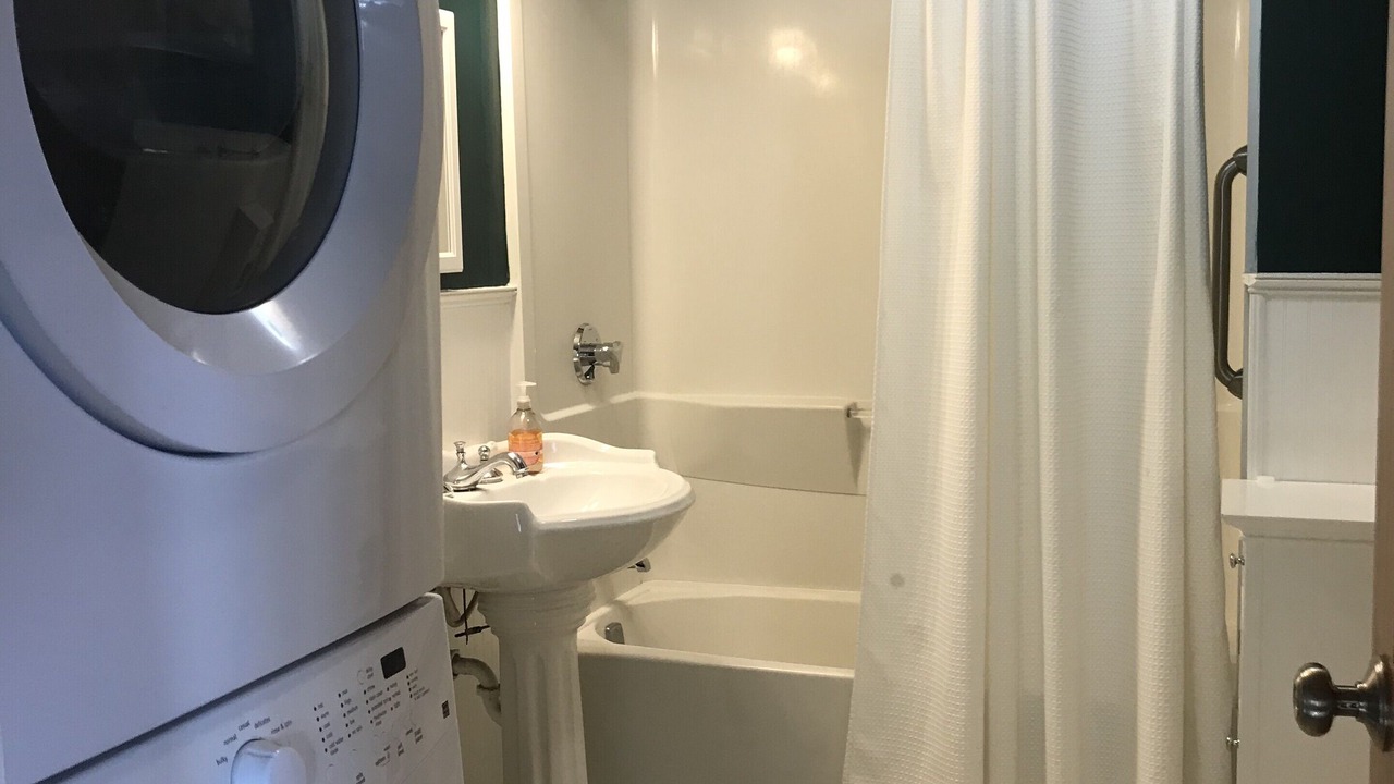 Photo of Bathroom in Seabrook
