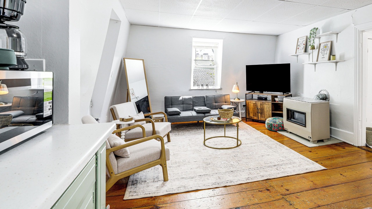 Photo of Livingroom in Worcester