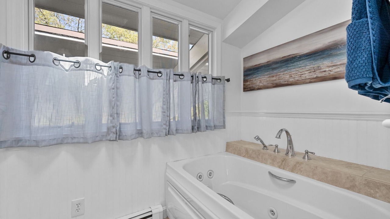 Photo of Bathroom in Sandwich