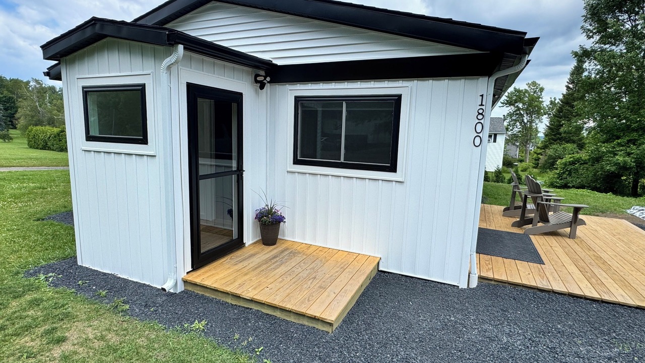 Photo of Outdoor in Malletts Bay