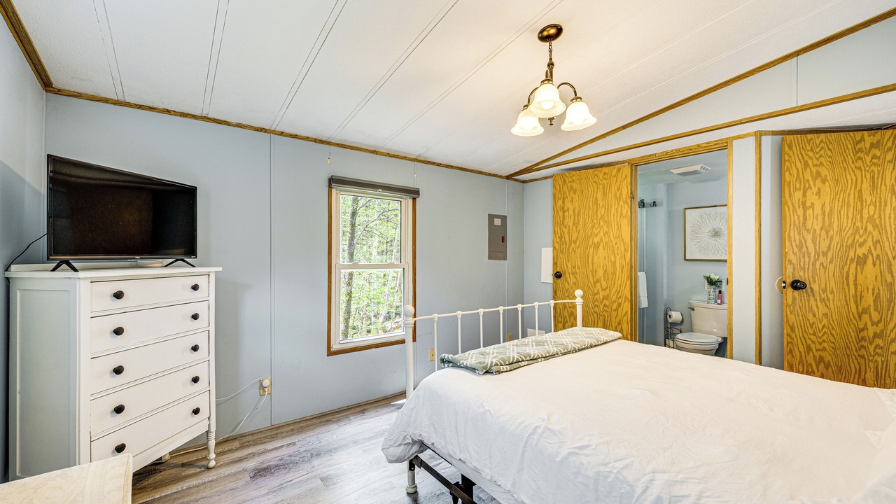 Photo of Bedroom in Albany