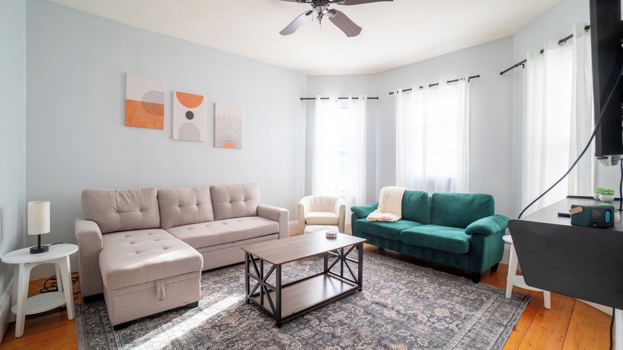 Photo of Livingroom in Spring Hill