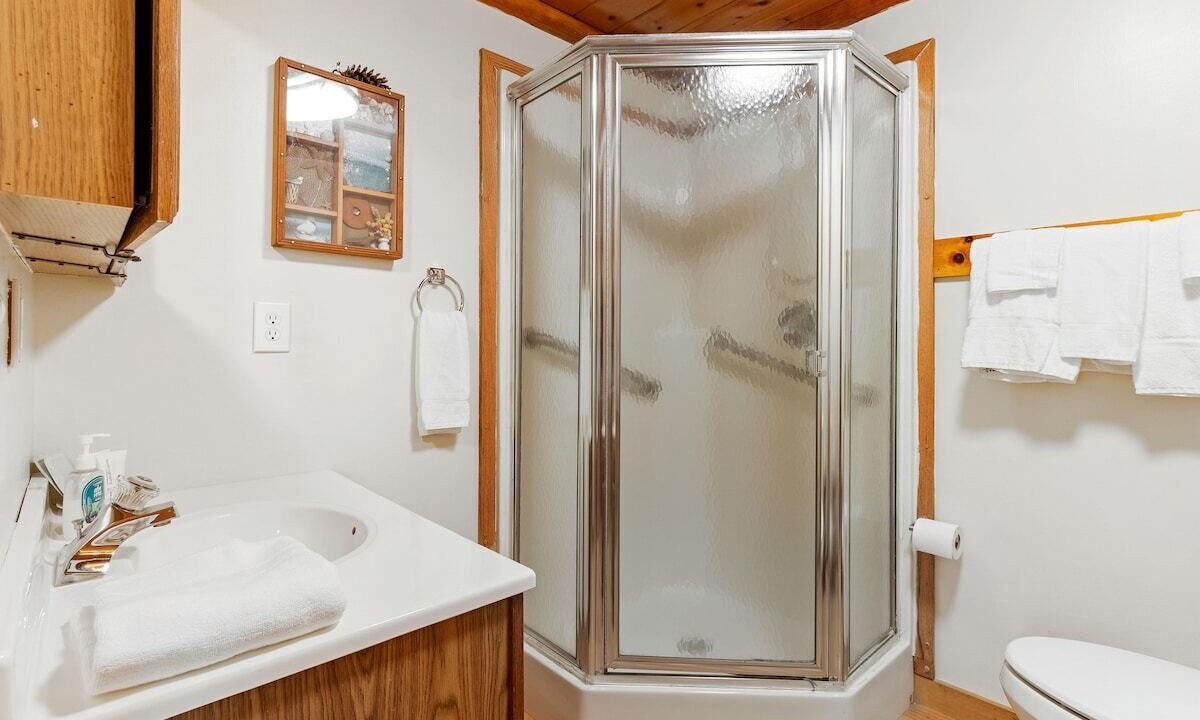 Photo of Bathroom in Boothbay Harbor