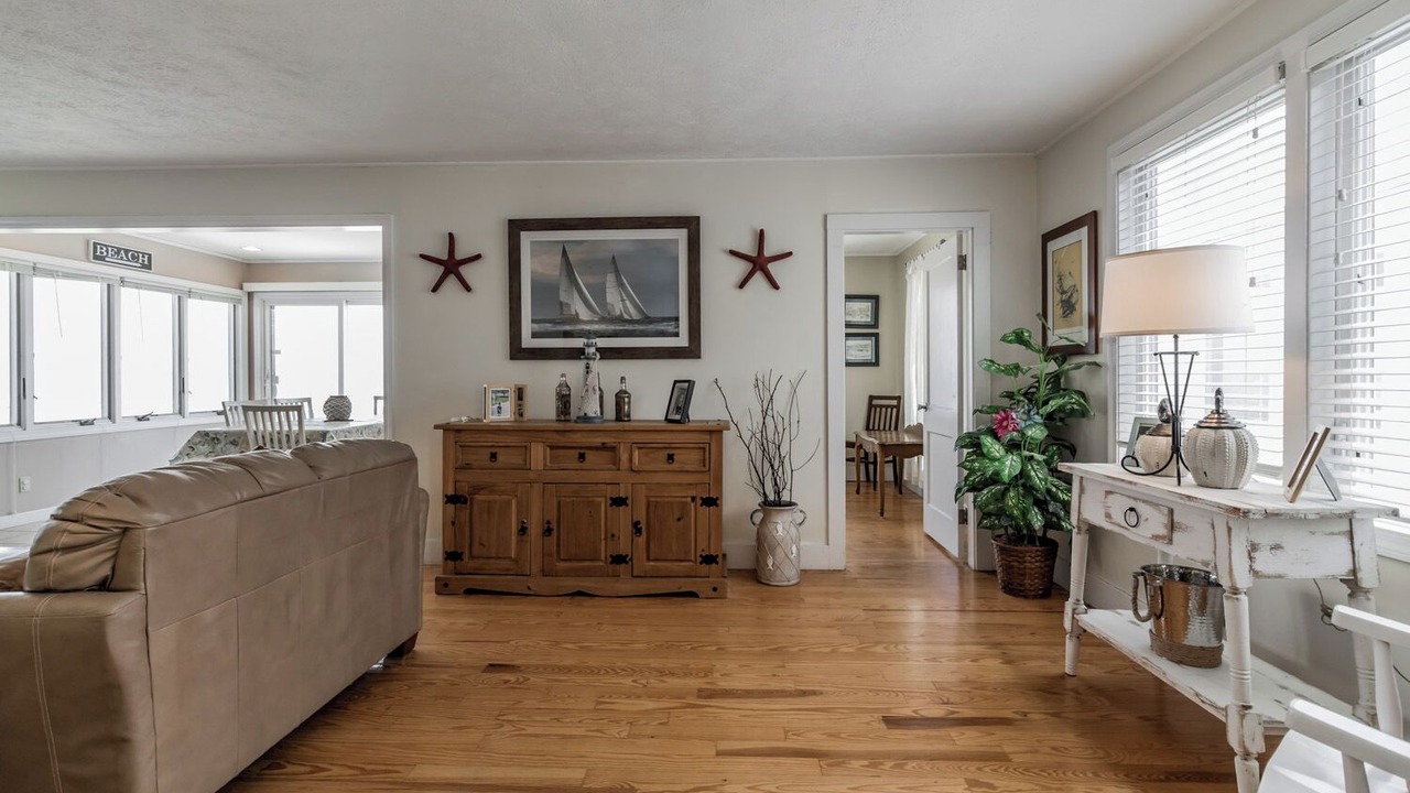 Photo of Livingroom in Ocean Park