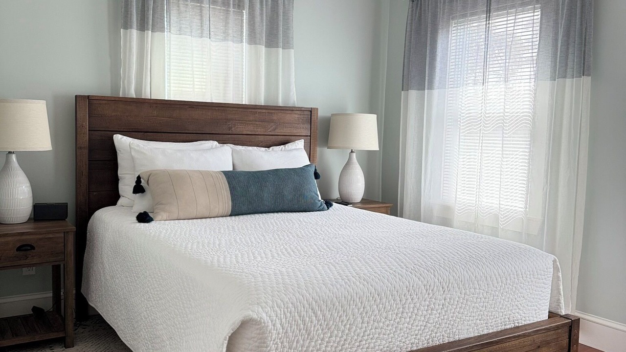 Photo of Bedroom in Seal Cove