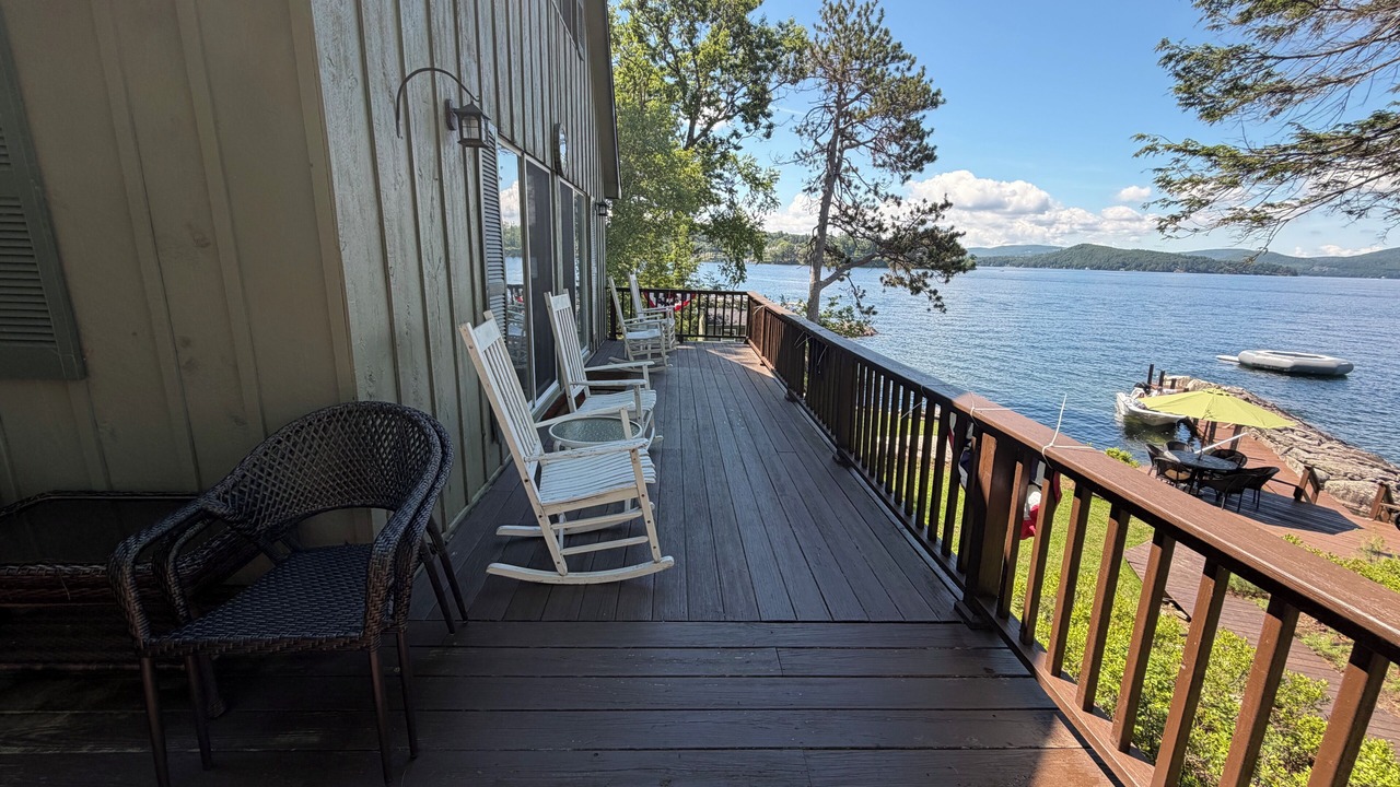 Photo of Patio Balcony in Barndoor Island
