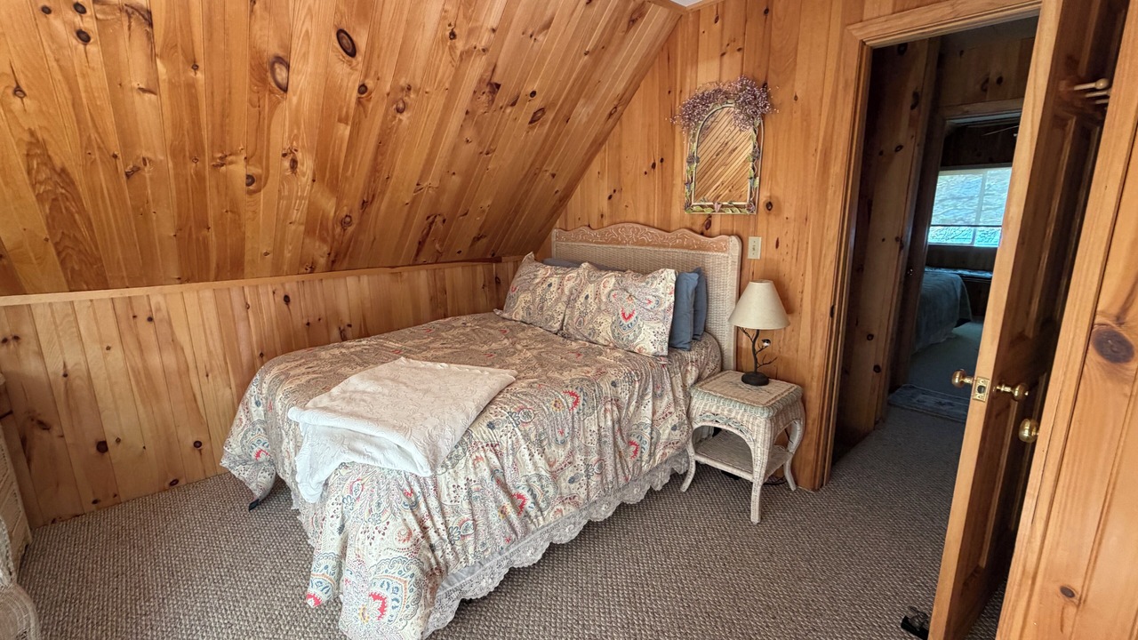 Photo of Bedroom in Barndoor Island