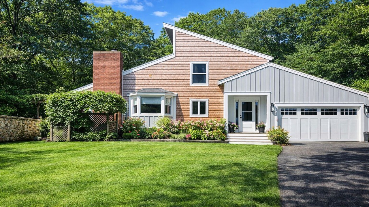 Photo of Outdoor in Tisbury