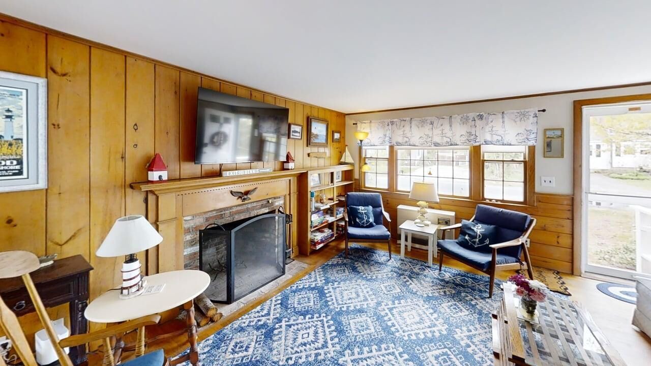 Photo of Livingroom in South Dennis
