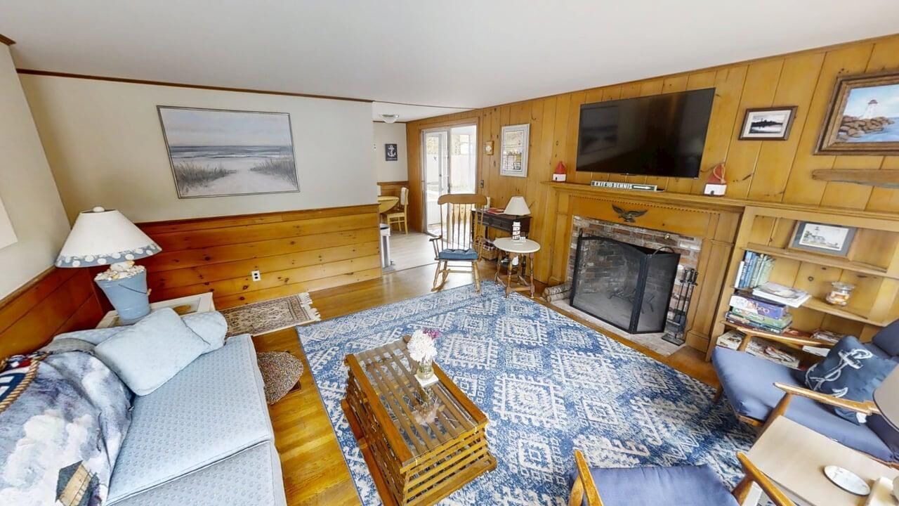 Photo of Livingroom in South Dennis
