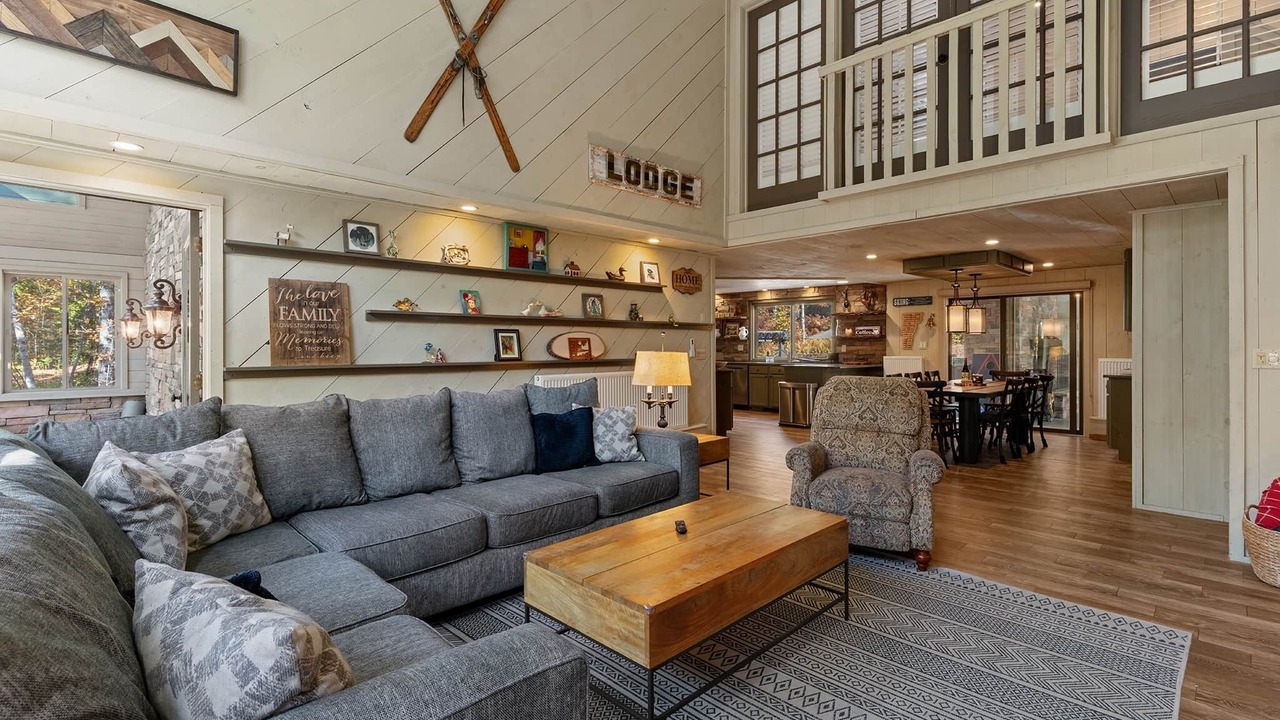 Photo of Livingroom in West Dover