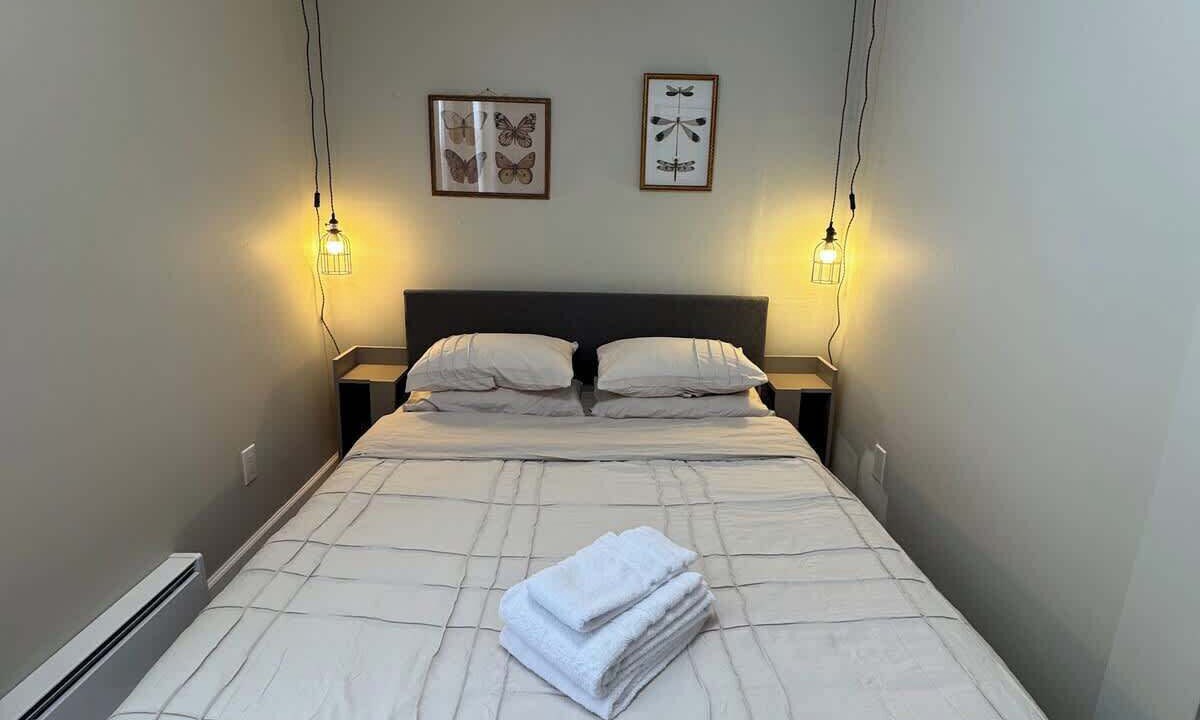 Photo of Bedroom in Lanesville