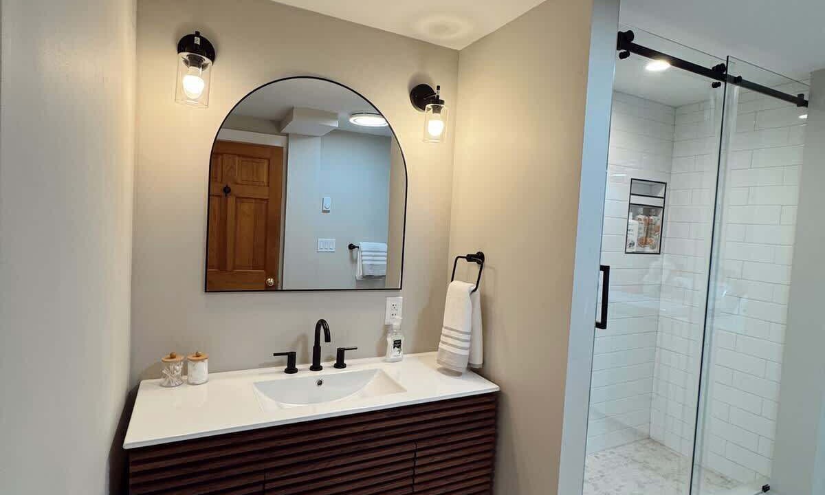 Photo of Bathroom in Lanesville