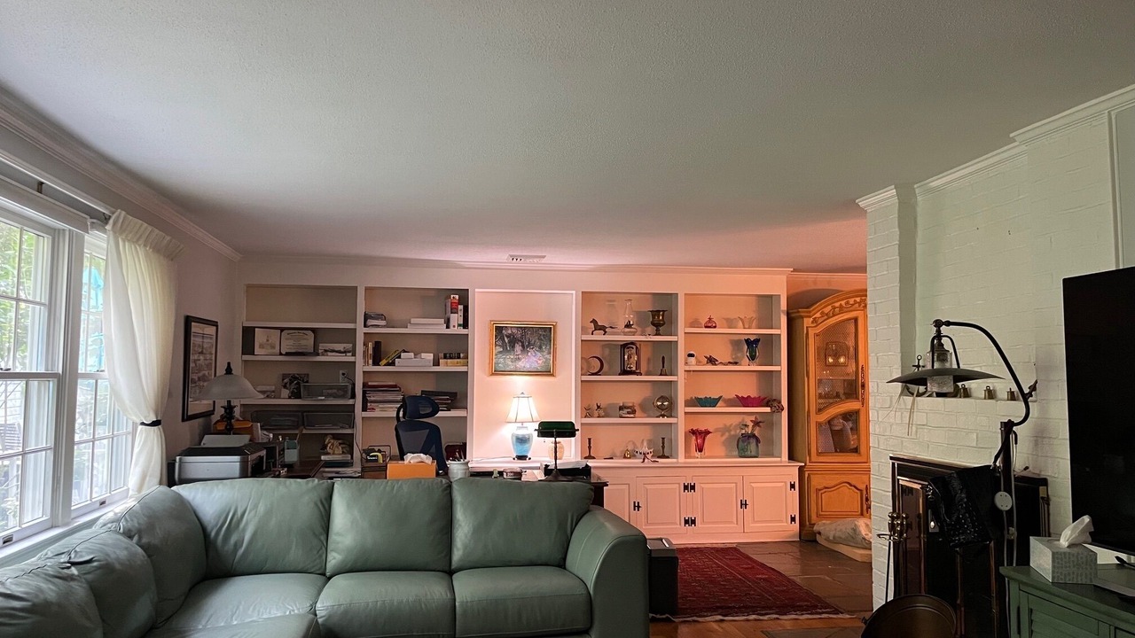 Photo of Livingroom in Barnstable