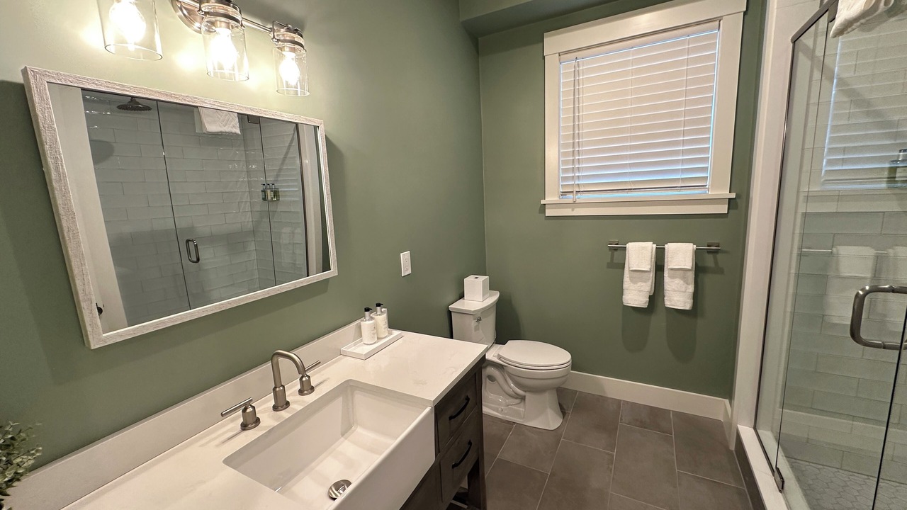 Photo of Bathroom in Off Broadway