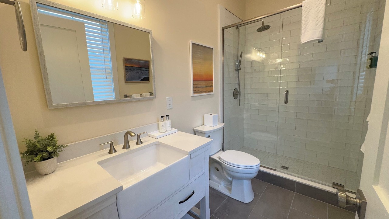 Photo of Bathroom in Off Broadway