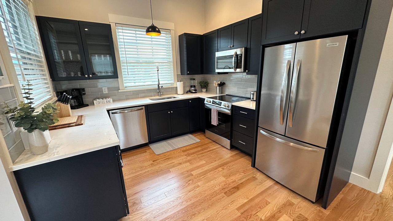 Photo of Kitchen in Off Broadway