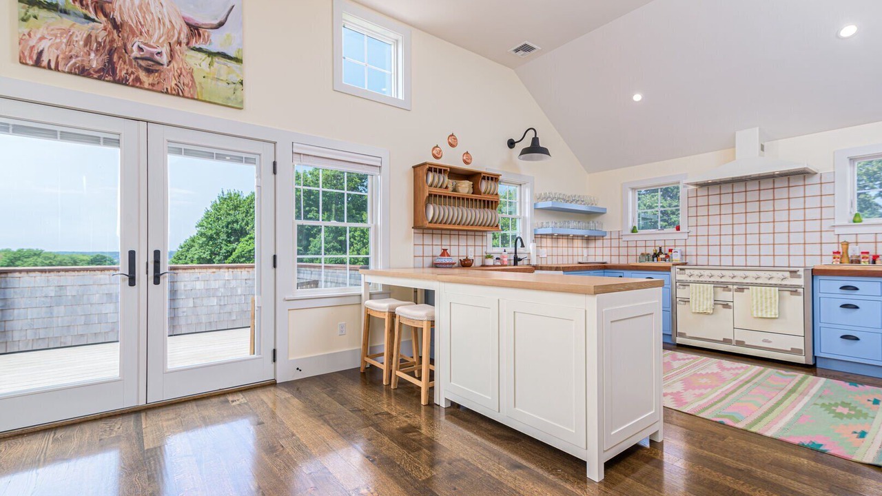 Photo of Kitchen in Jamestown
