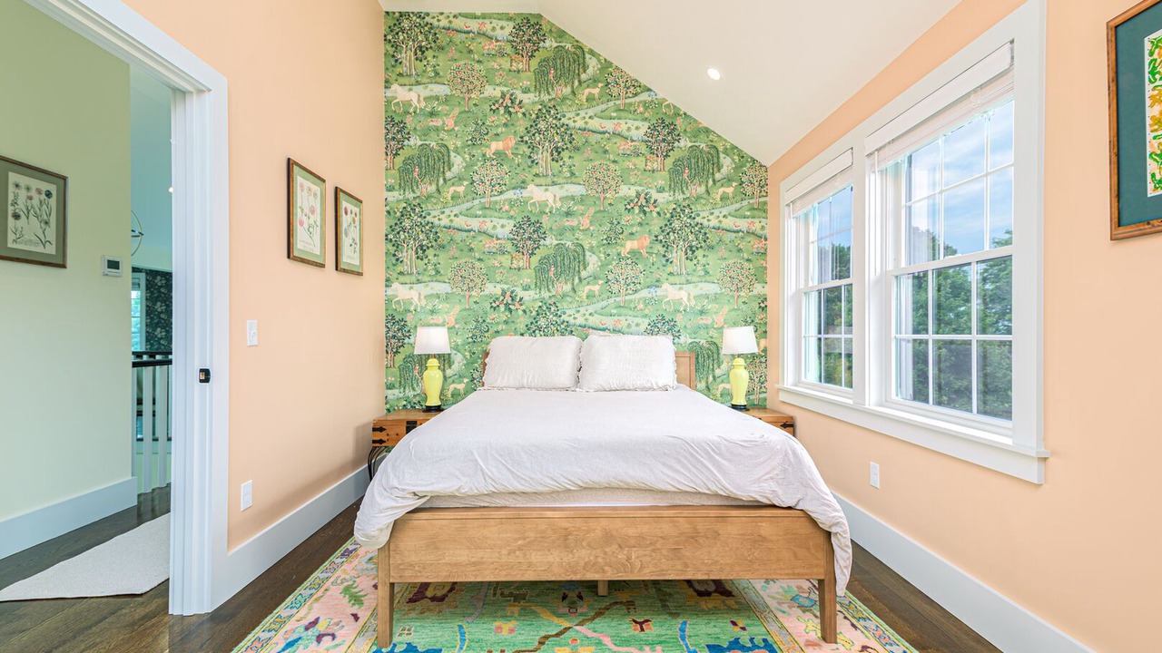 Photo of Bedroom in Jamestown