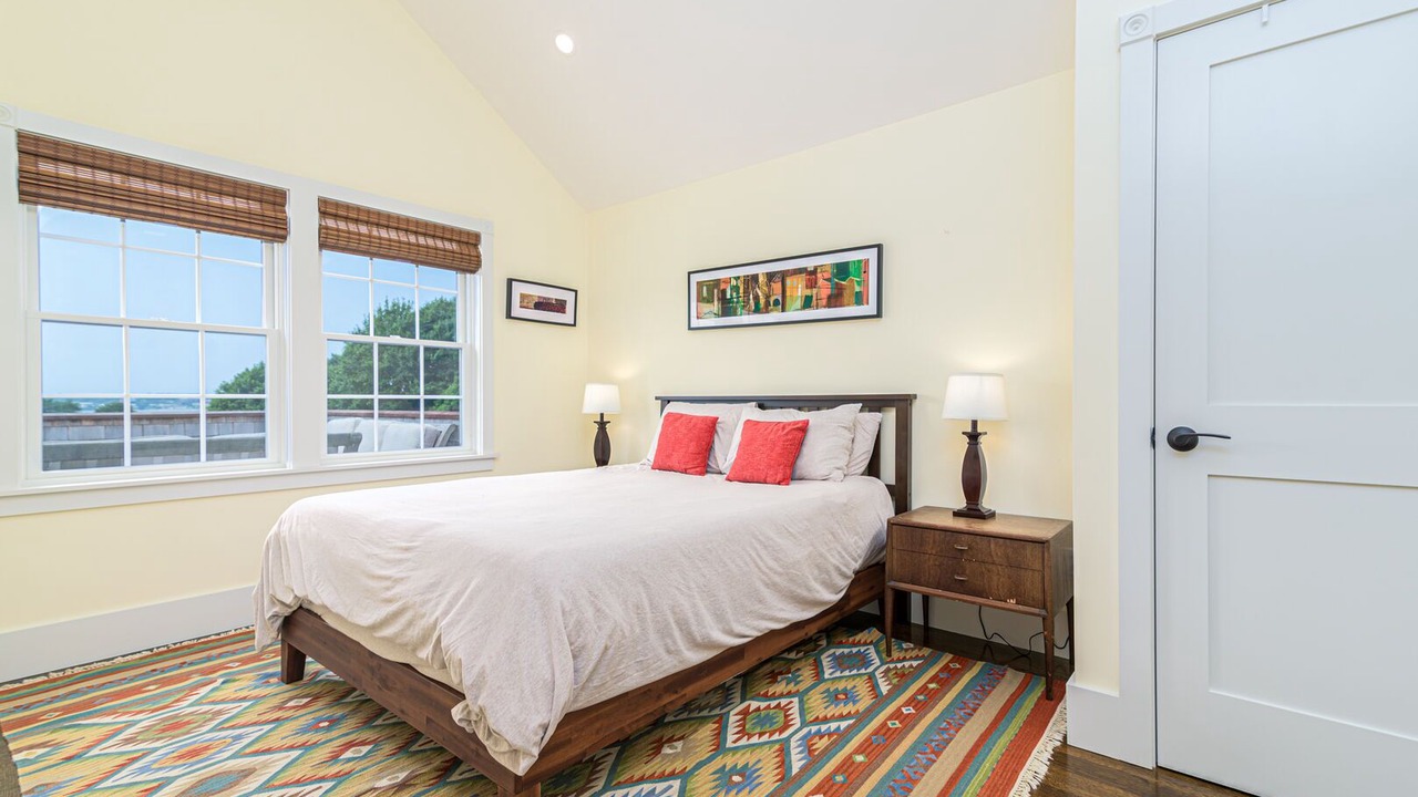 Photo of Bedroom in Jamestown