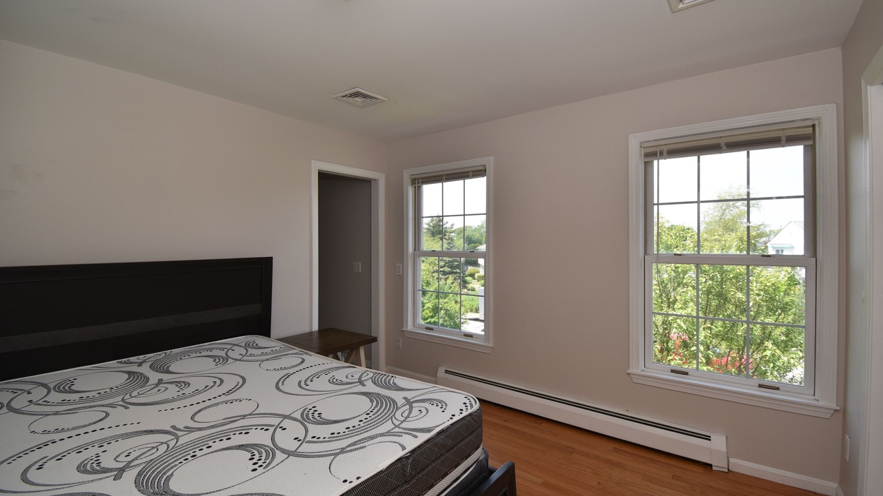 Photo of Bedroom in Eastward Look