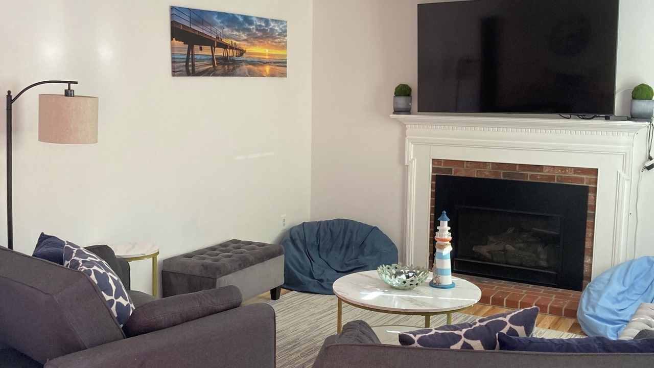 Photo of Livingroom in Centerville
