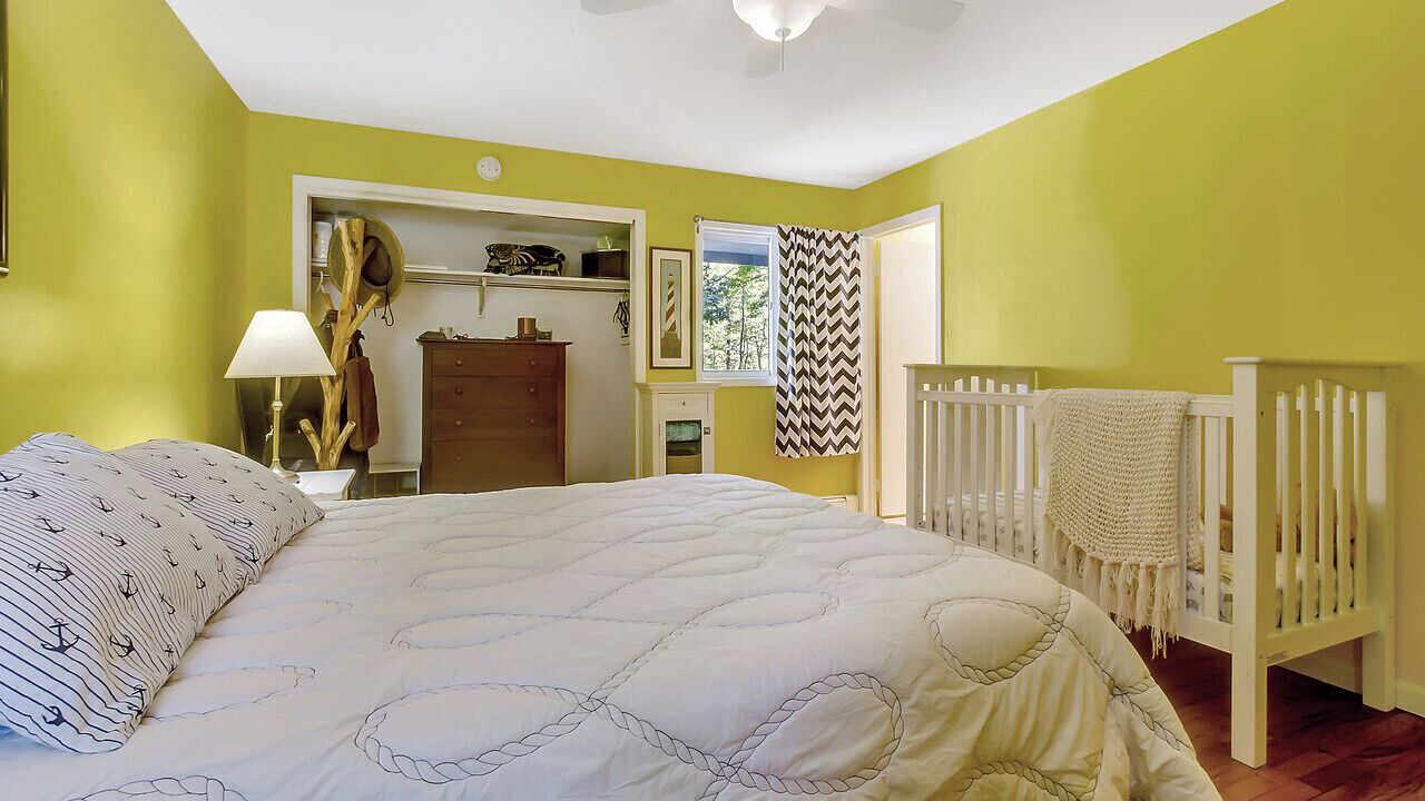 Photo of Bedroom in Hay Beach