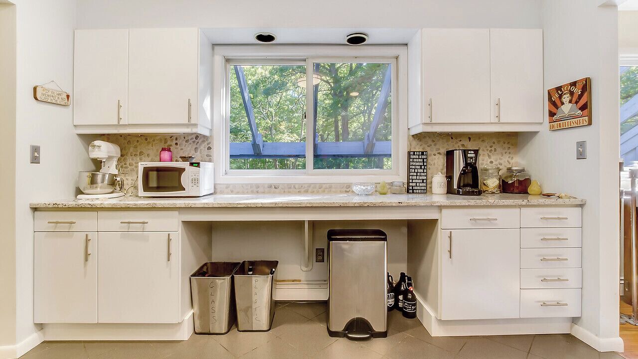 Photo of Kitchen in Hay Beach