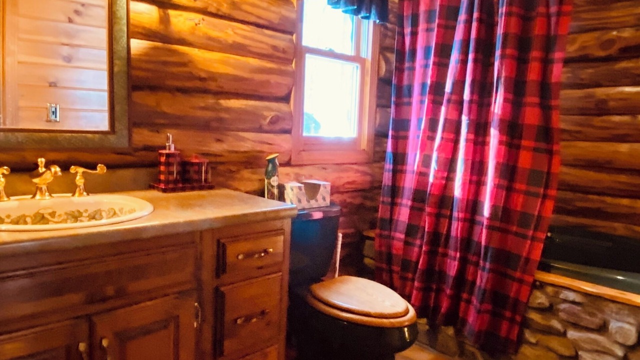 Photo of Bathroom in Wentworth