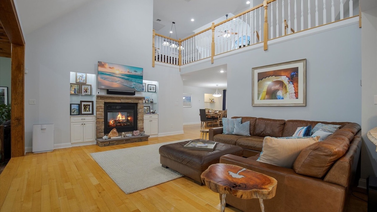 Photo of Livingroom in East Falmouth