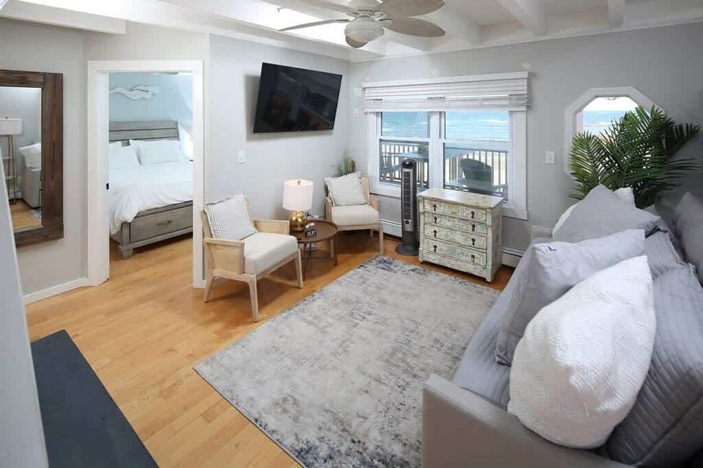 Photo of Bedroom in Minot