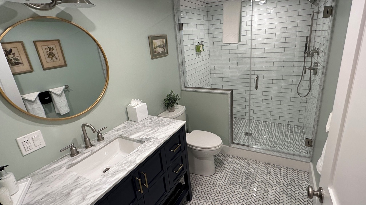 Photo of Bathroom in Yachting Village