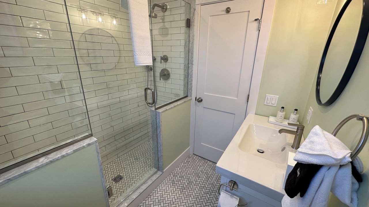 Photo of Bathroom in Yachting Village