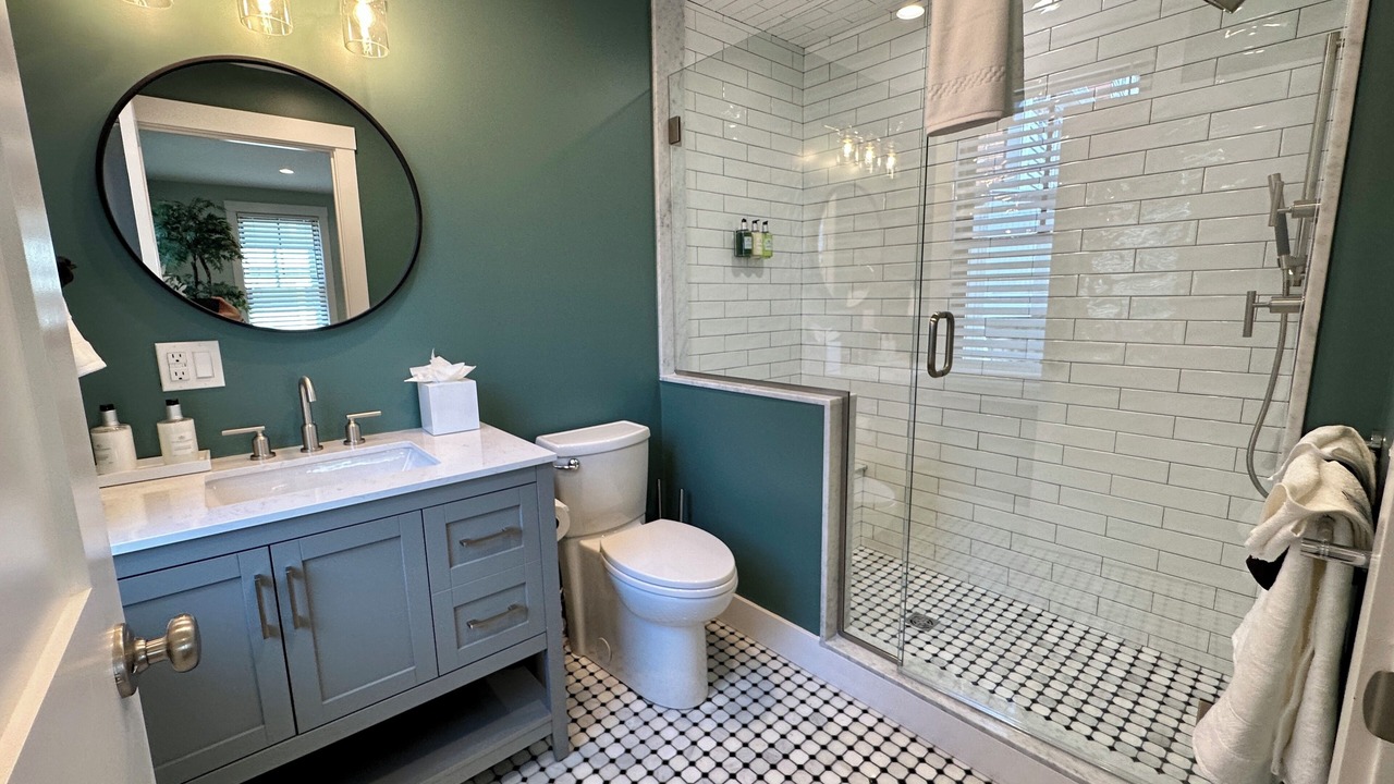 Photo of Bathroom in Yachting Village