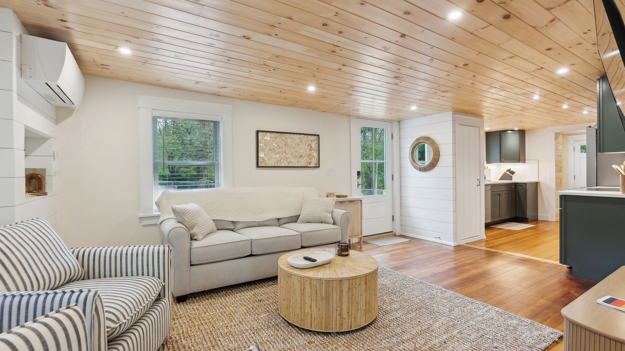 Photo of Livingroom in Kennebunk