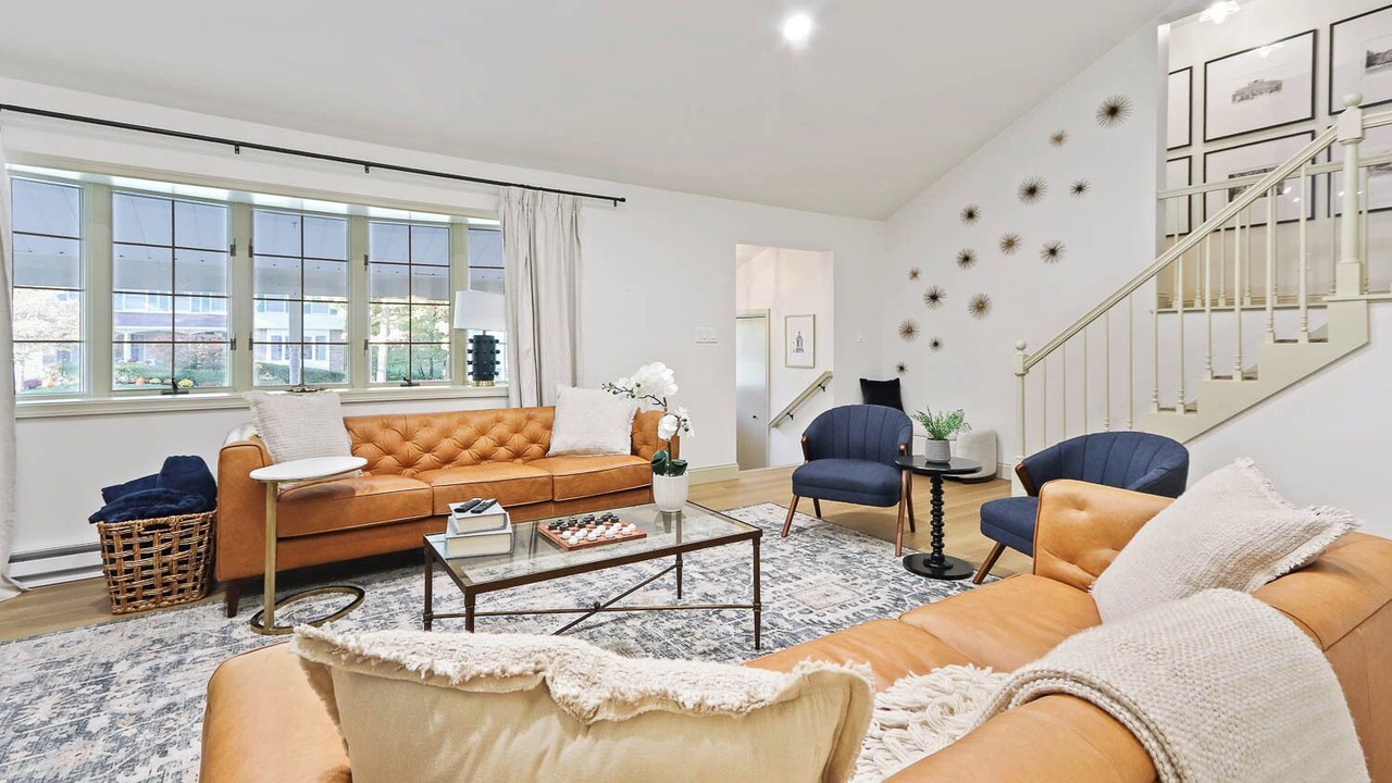 Photo of Livingroom in Park Forest Village
