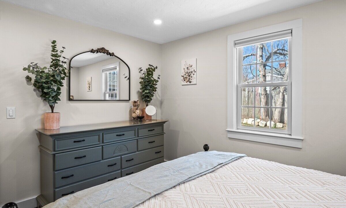 Photo of Bedroom in West Yarmouth