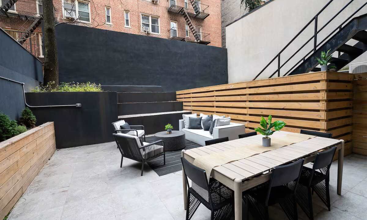 Photo of Outdoor in Central Park South