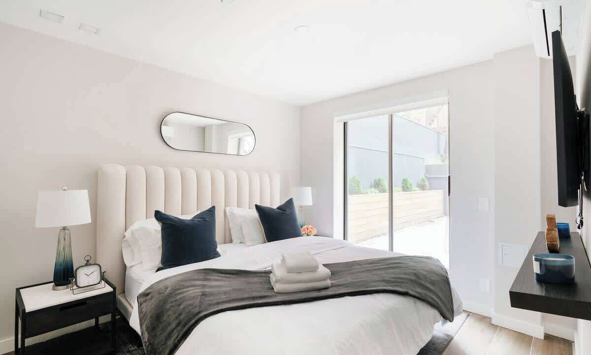 Photo of Bedroom in Central Park South