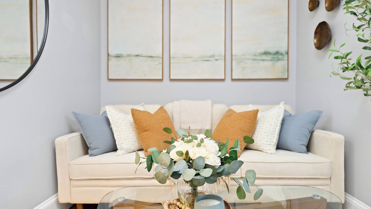Photo of Livingroom in Ward Two