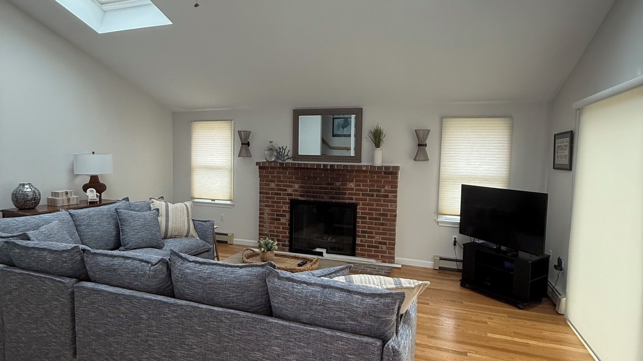 Photo of Livingroom in West Tisbury