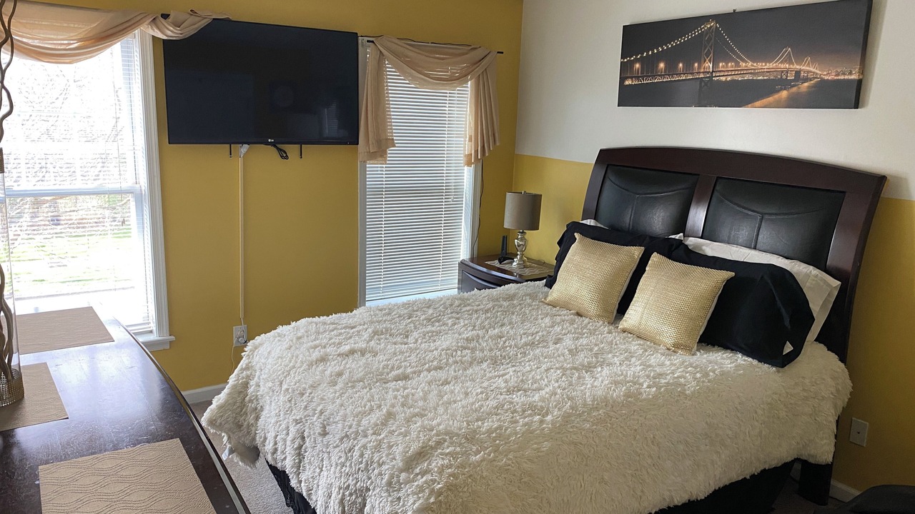 Photo of Bedroom in New Haven