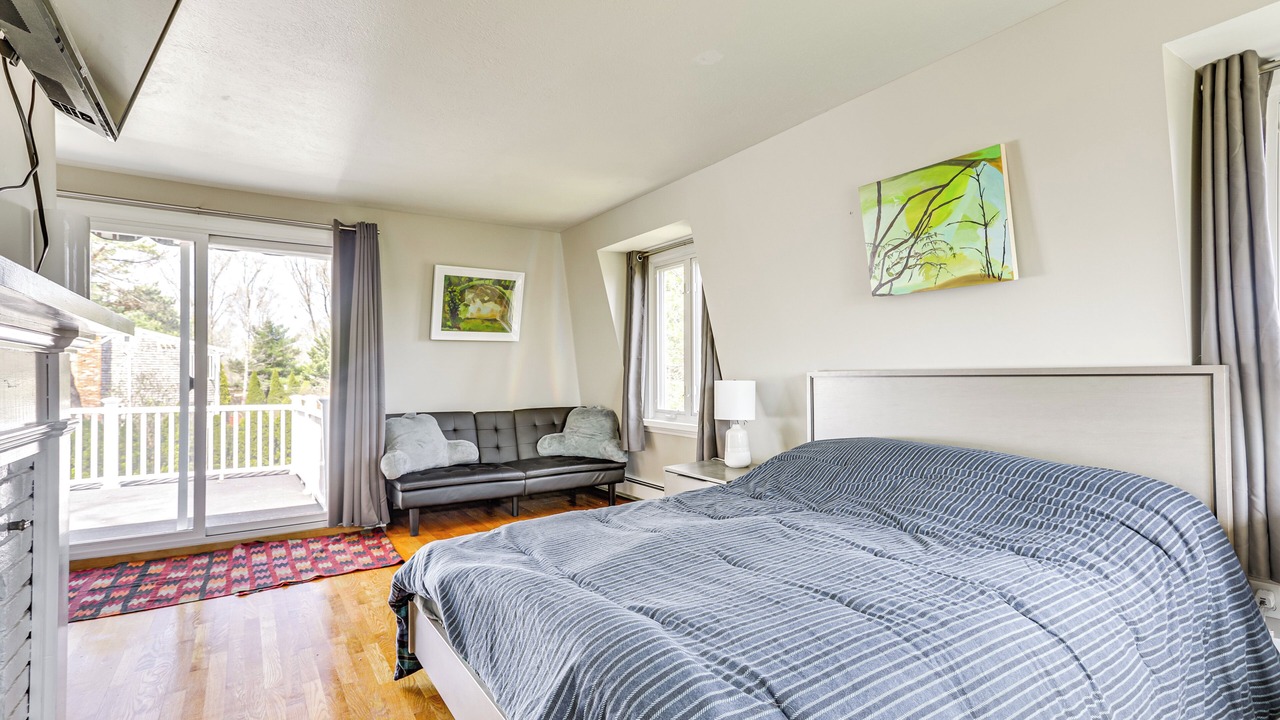 Photo of Bedroom in Marshfield Hills