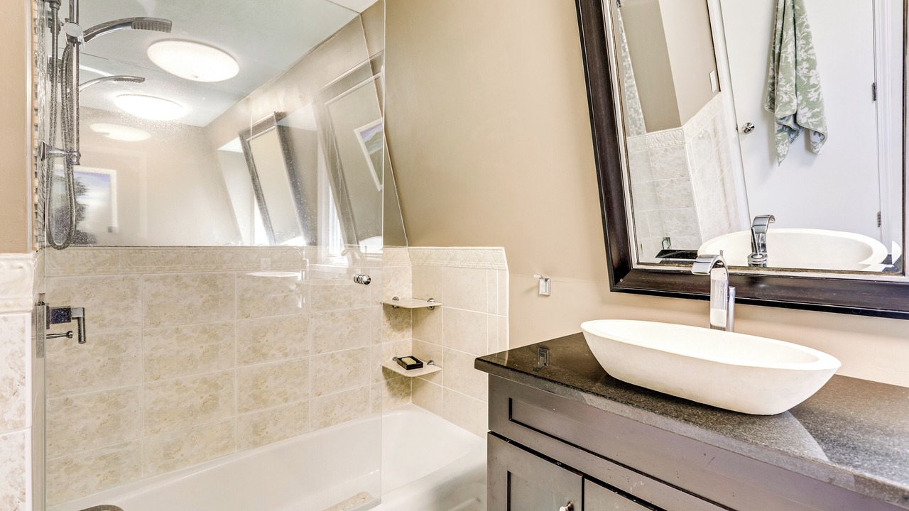 Photo of Bathroom in Marshfield Hills