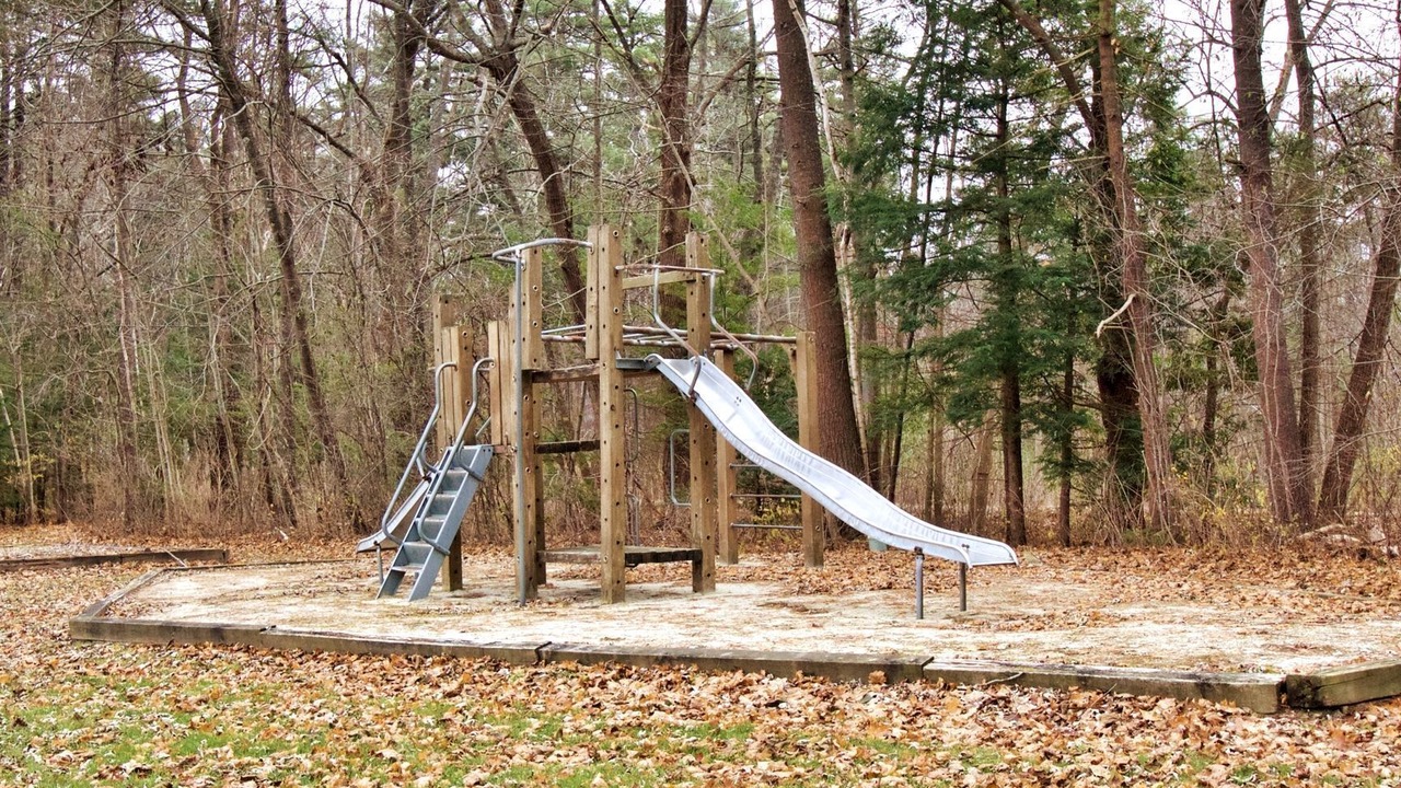 Photo of Others in Lenox Dale