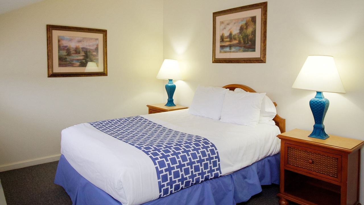 Photo of Bedroom in Lenox Dale