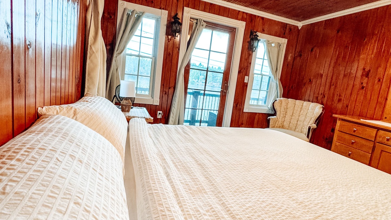 Photo of Bedroom in Pine River Pond
