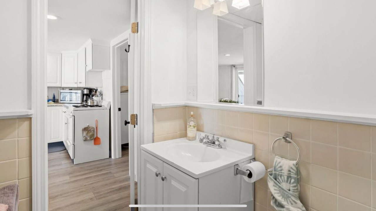 Photo of Bathroom in Hampton