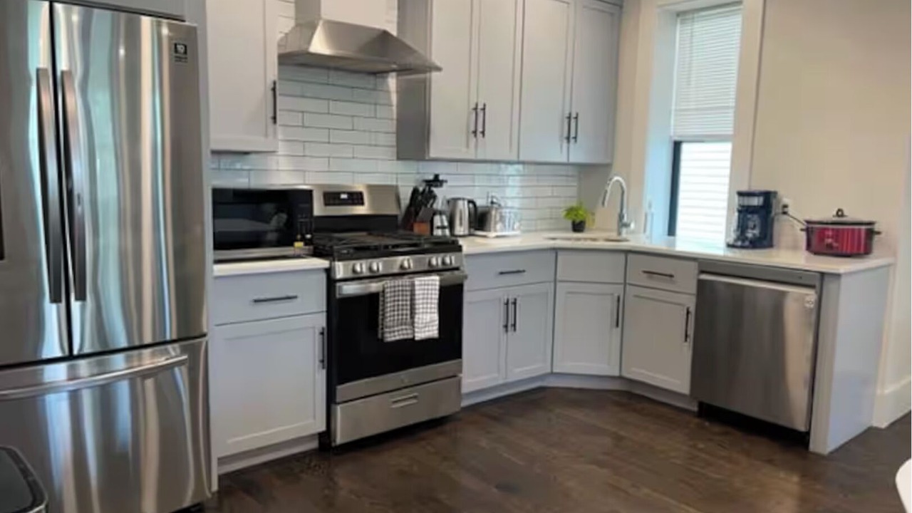 Photo of Kitchen in Neponset - Port Norfolk